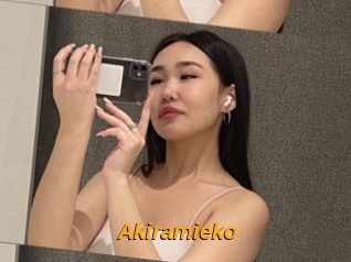 Akiramieko