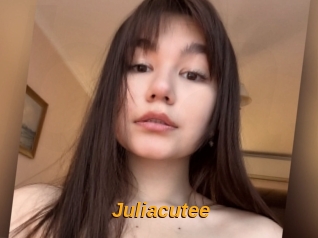 Juliacutee
