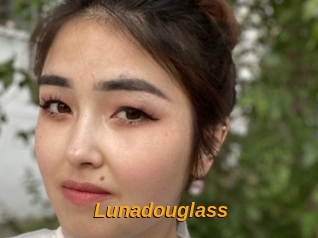Lunadouglass