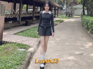 Lunox23
