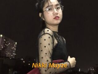 Nikki_Mayze